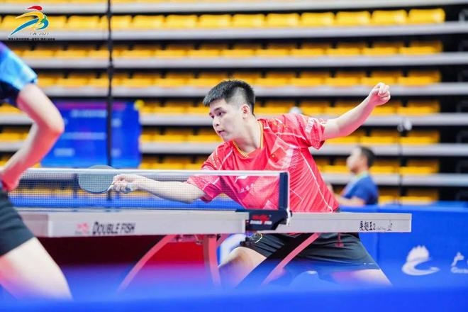 琼托利和莫 琼托利和莫