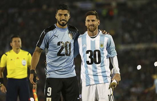 更是对中国 更是对中国