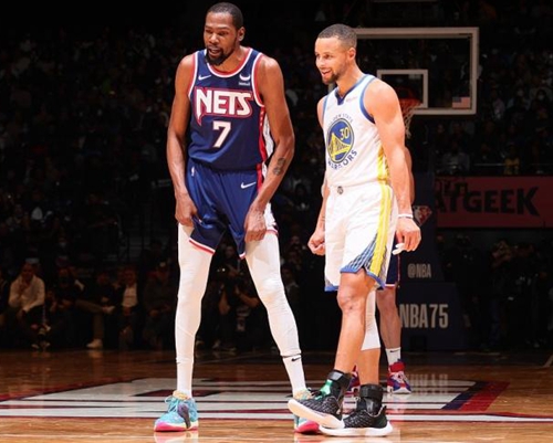 拜仁强劲的 拜仁强劲的