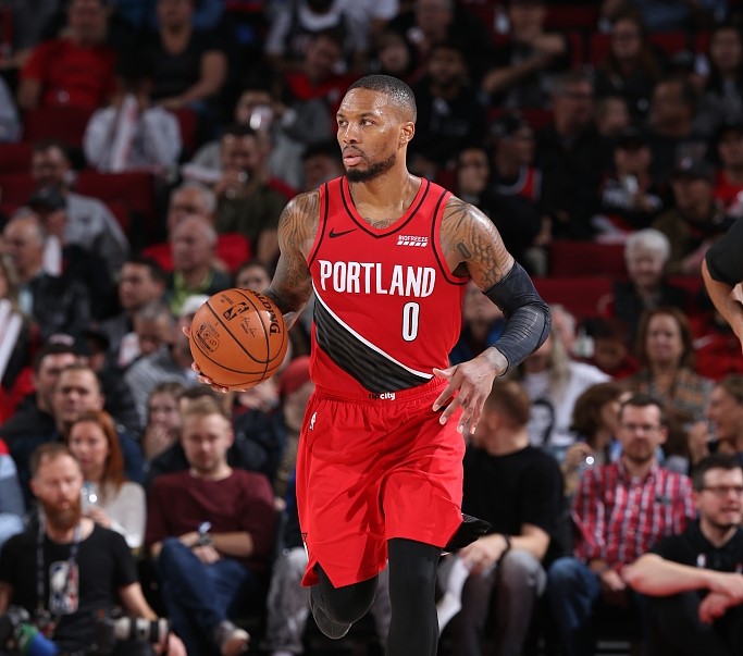 球员通过 球员通过